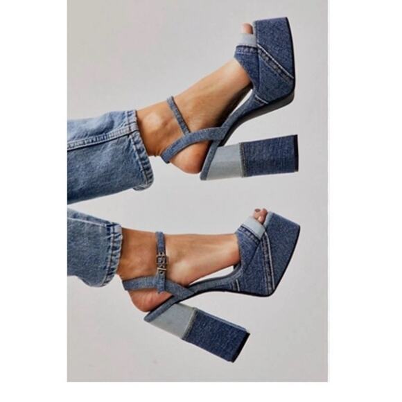 Free People Jeffrey Campbell Denim Daze Platform Heels 11 - Picture 1 of 8